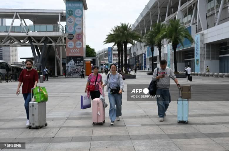 China shuts schools, businesses in 10 cities as typh0on Ragassa looms China shuts schools, businesses in 10 cities as typh0on Ragassa looms