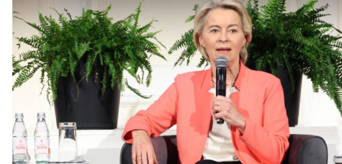 EU Chief Backs Calls To Keep Children Off Social Media