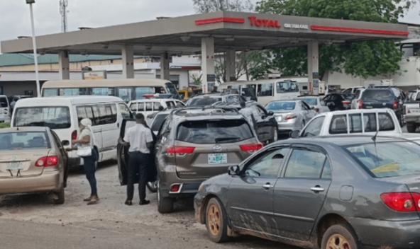 Petrol Price Rises To N955 Per Litre In Abuja, Lagos Amid Supply, Logistics Challenges