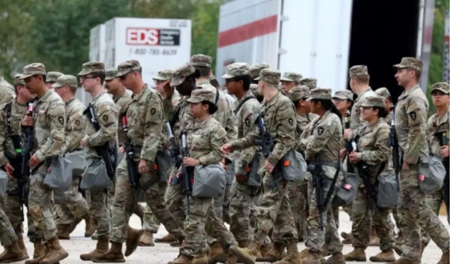 Texas national guard troops deployed to Chicago amid Trump’s crackdown